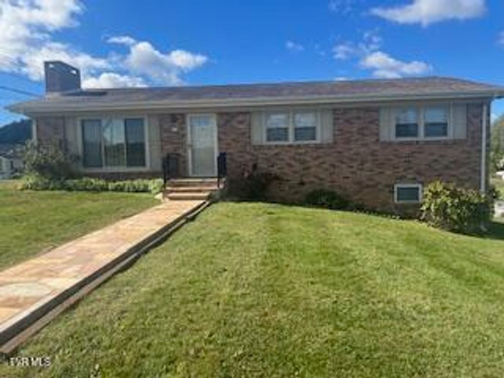 Photo of 108 Ball Road, Bristol, TN 37620 (MLS # 9986980)