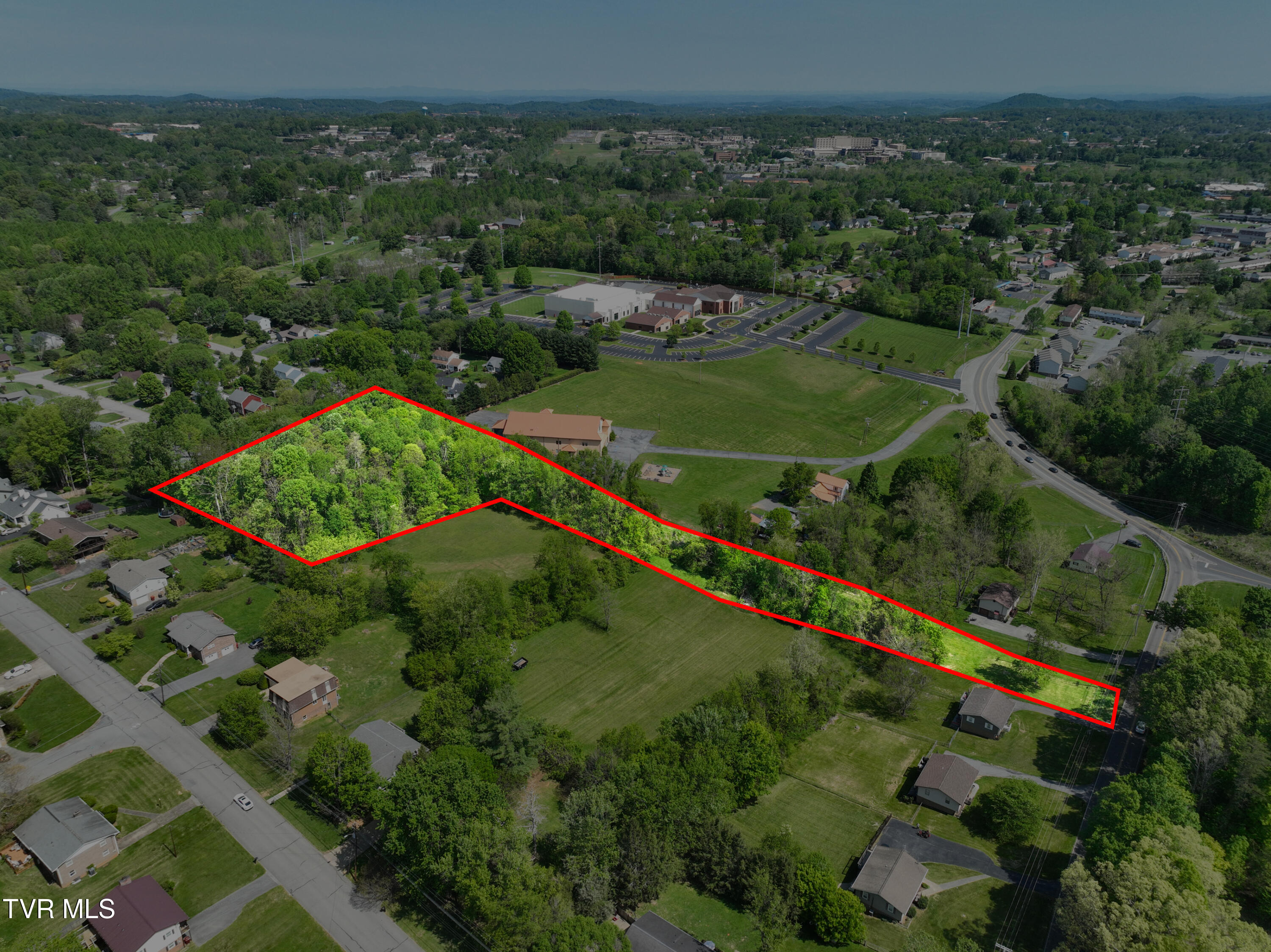 2704 Greenwood Drive, Johnson City, Tennessee image 1