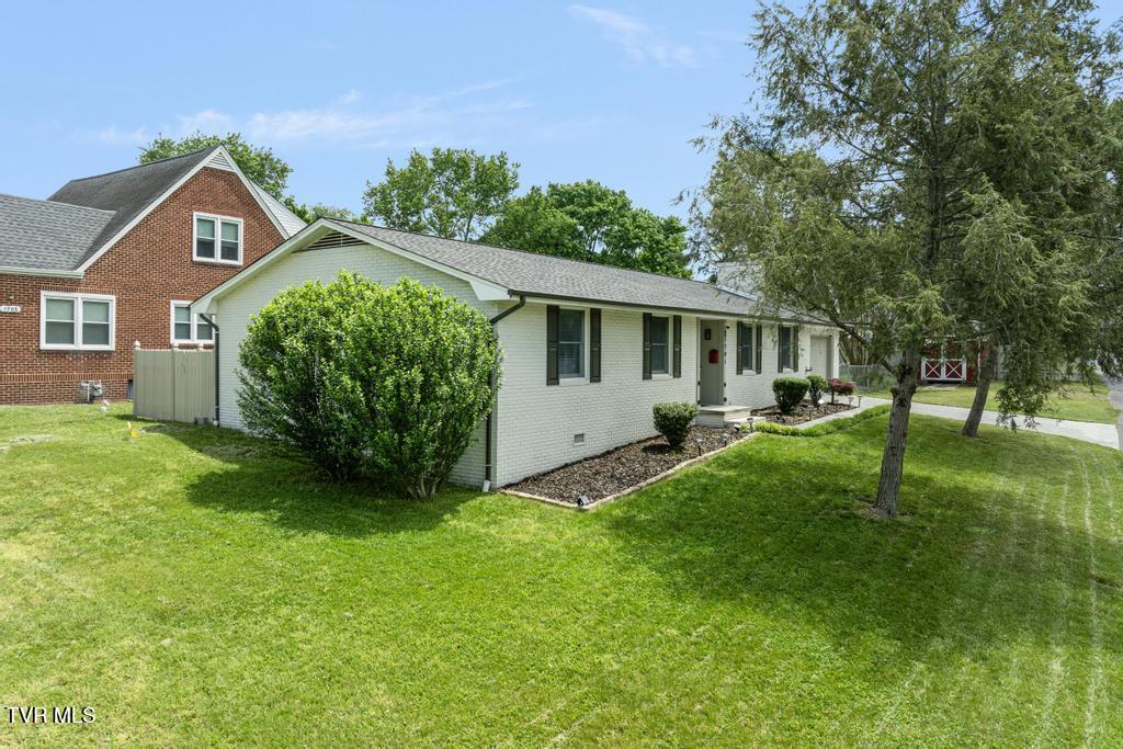 1701 Washington Avenue, Kingsport, Tennessee image 4