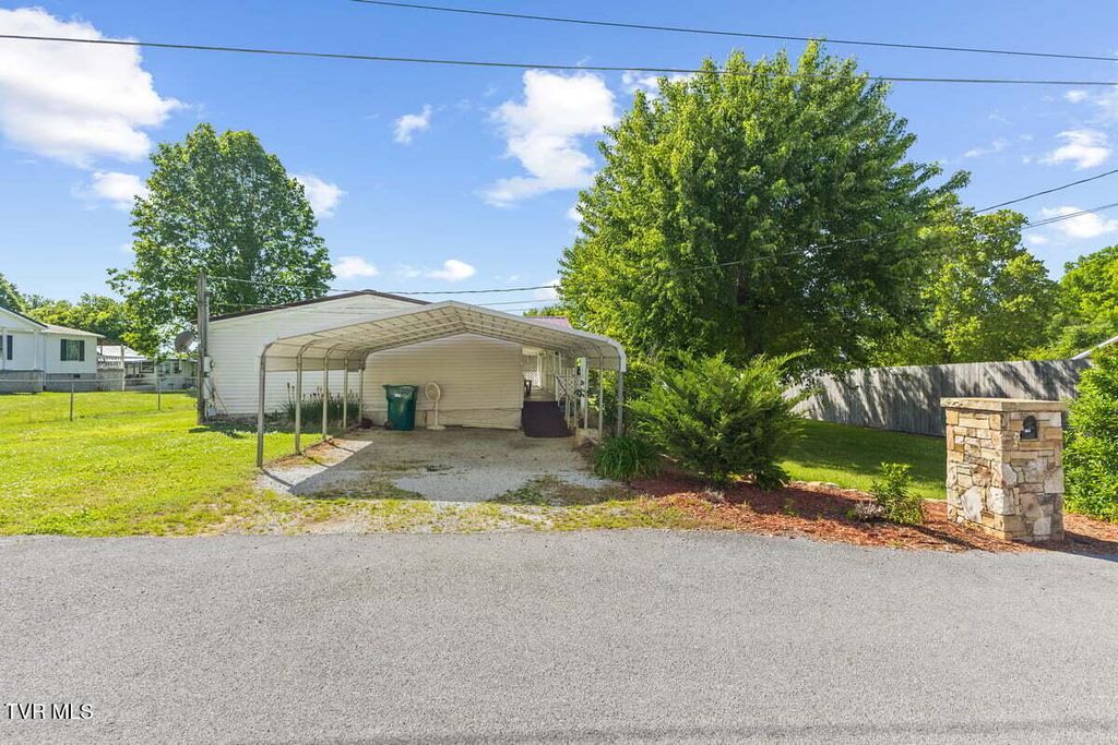 Photo of 116 Edney Lane, Erwin, TN 37650 (MLS # 9995320)
