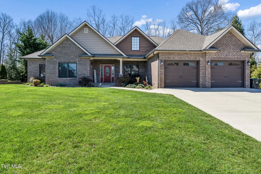 Photo of 1148 Cliffview Circle, Gray, TN 37615 (MLS # 9992479)