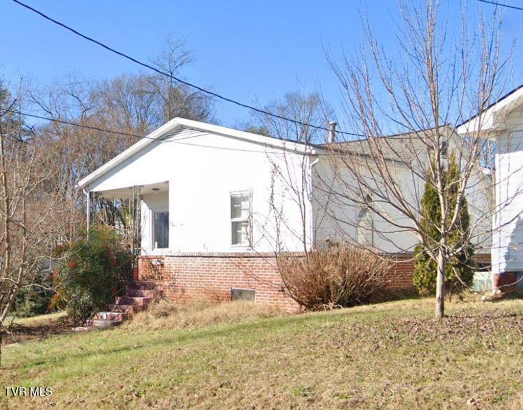 Photo of 518 Stanley Avenue, Johnson City, TN 37604 (MLS # 9990057)