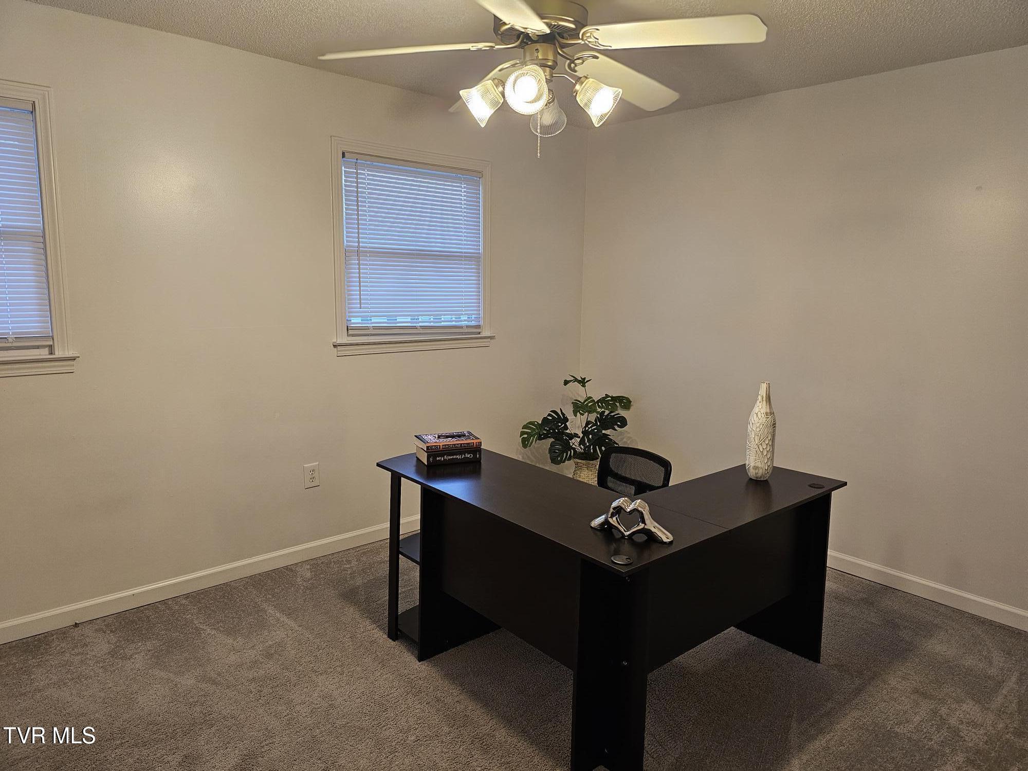 202 Oakcrest Circle #202, Bristol, Virginia image 9