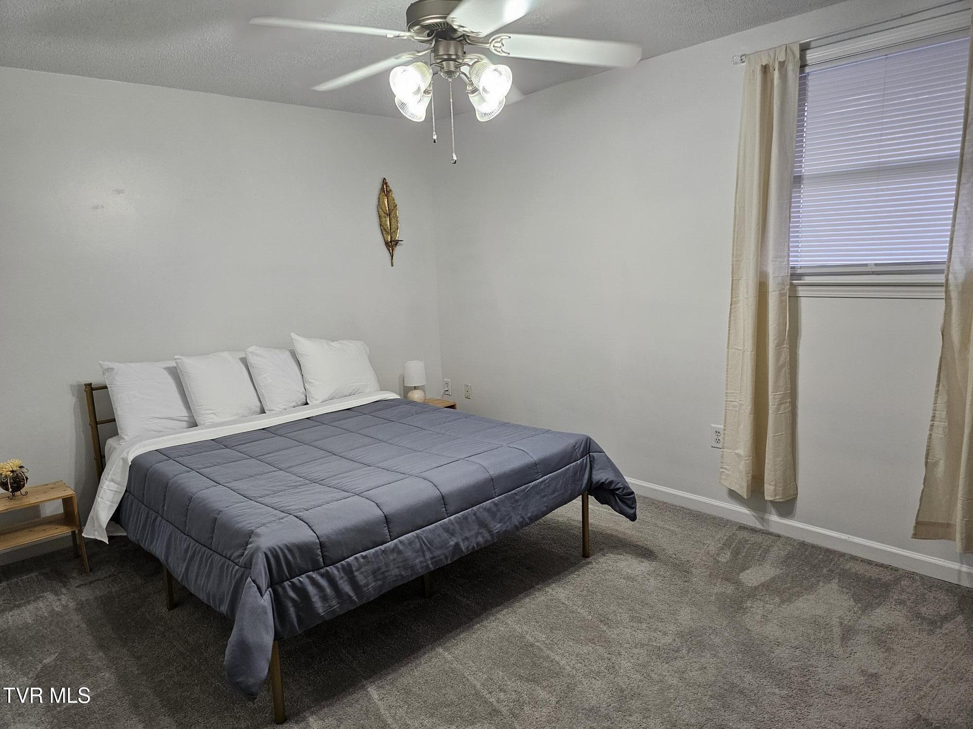 202 Oakcrest Circle #202, Bristol, Virginia image 12