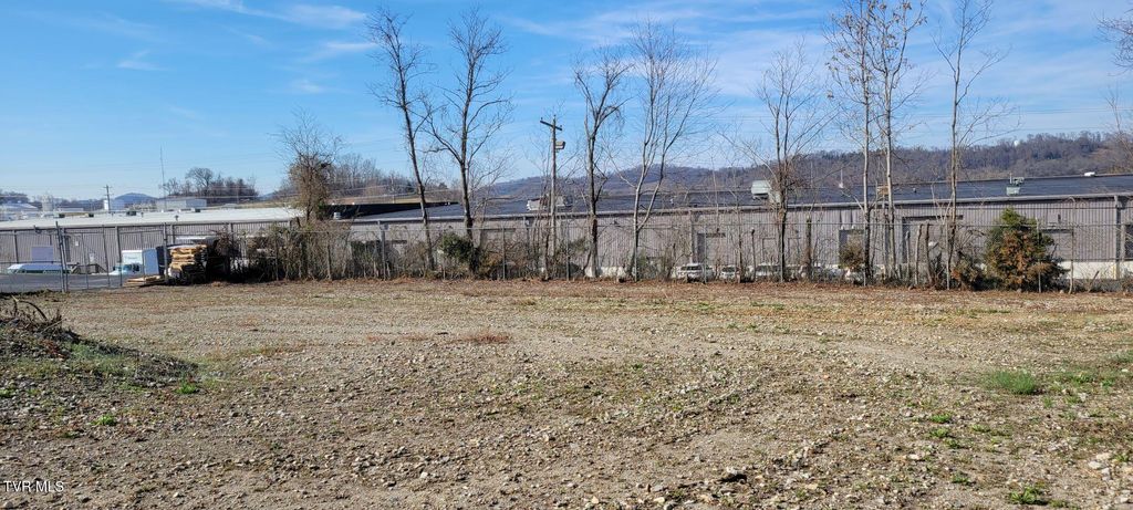 Photo of 644 Eastern Star Road, Kingsport, TN 37663 (MLS # 9990586)