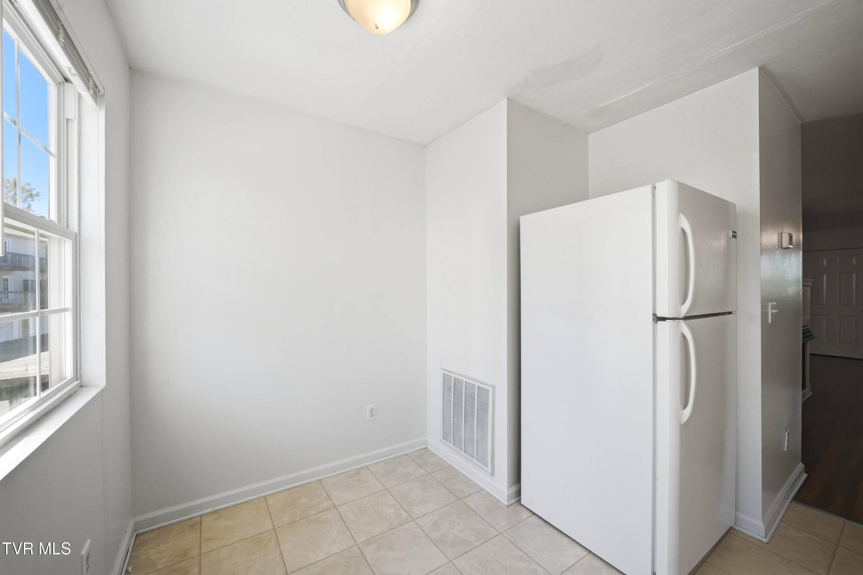 2305 South Greenwood Drive Apt 10