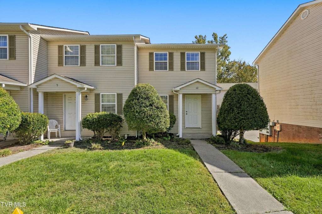 Photo of 2305 Greenwood Drive #Apt 10, Johnson City, TN 37604 (MLS # 10002327)