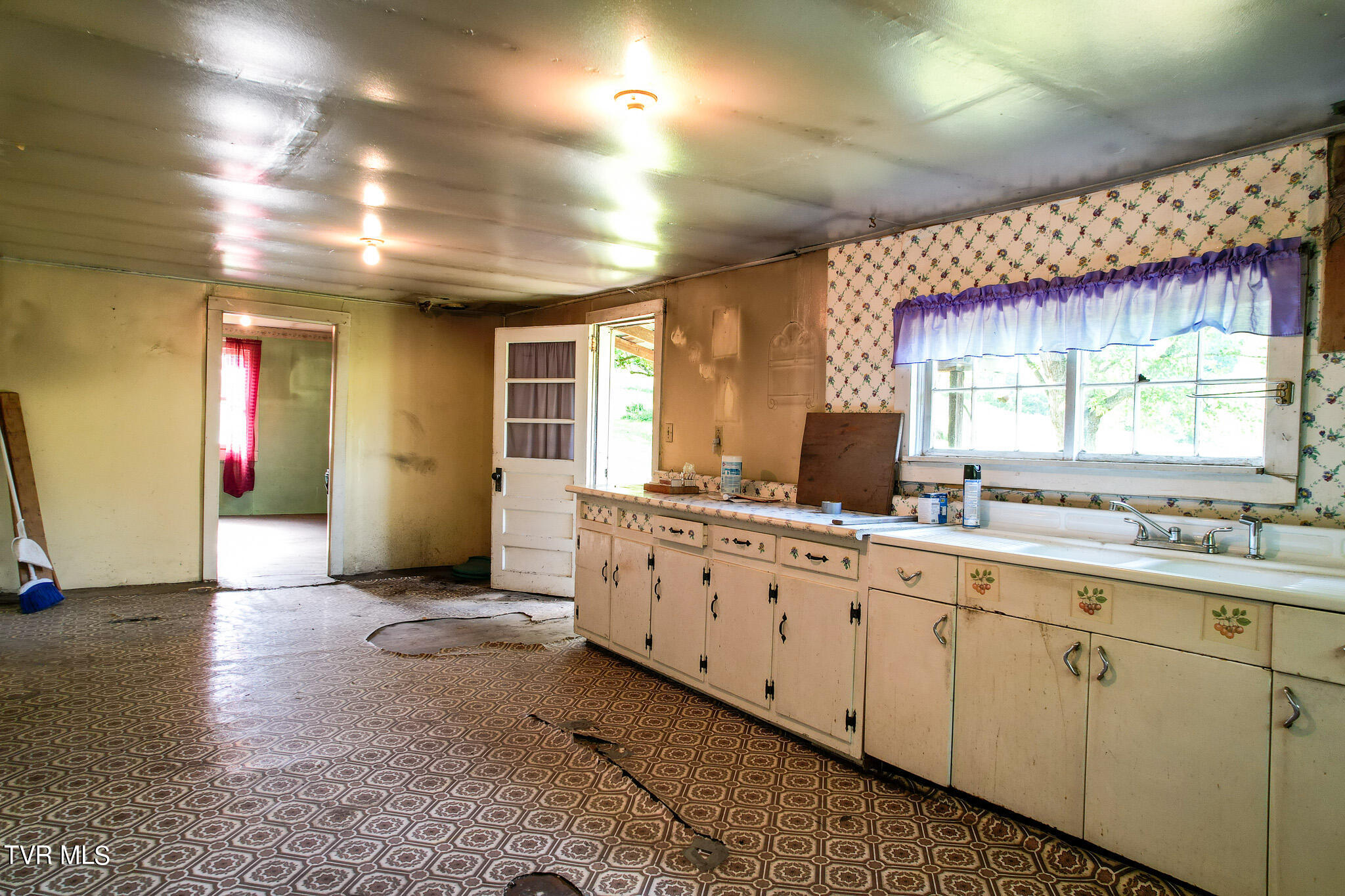 1025 Pilot Mtn Road, Bulls Gap, Tennessee image 28