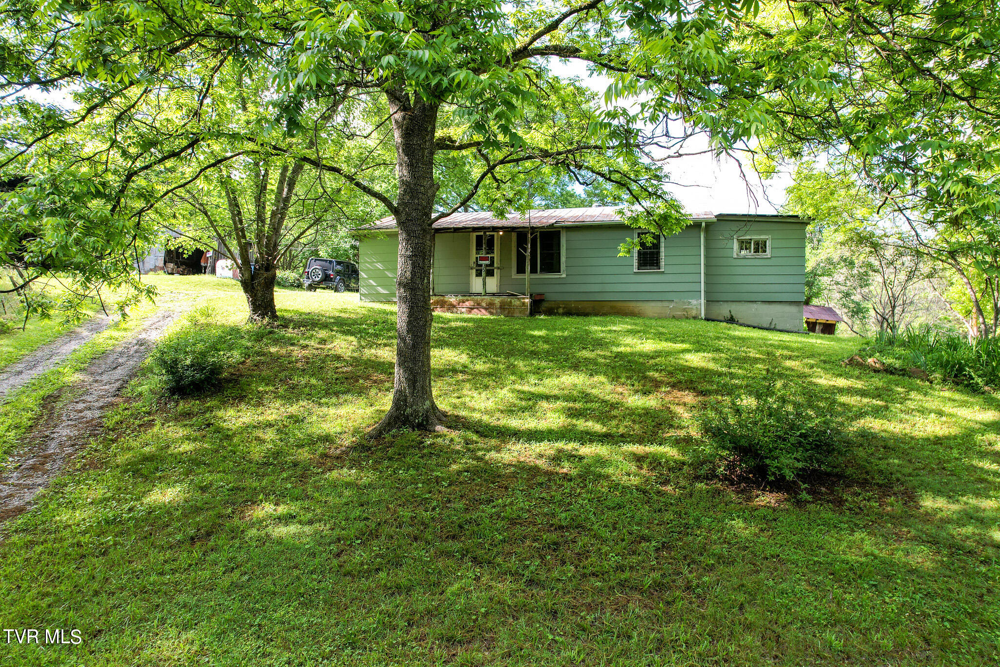 1025 Pilot Mtn Road, Bulls Gap, Tennessee image 2