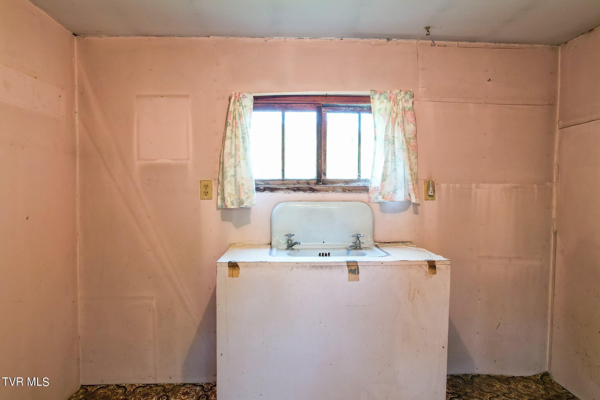 1025 Pilot Mtn Road, Bulls Gap, Tennessee image 48