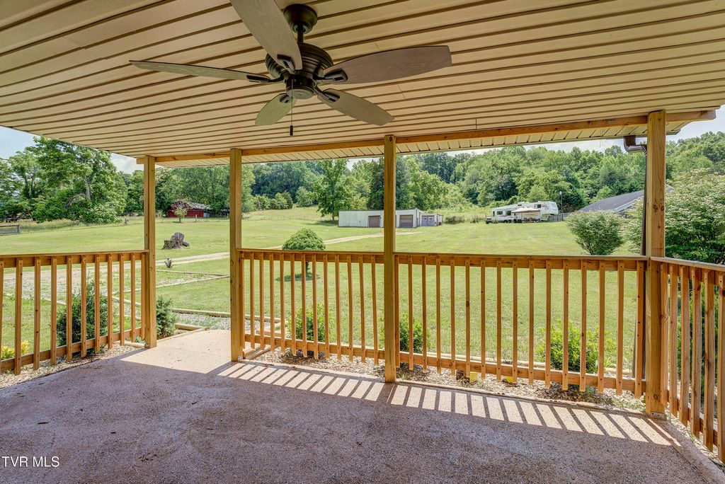 Photo of 118 Hilbert Circle, Jonesborough, TN 37659 (MLS # 9981569)