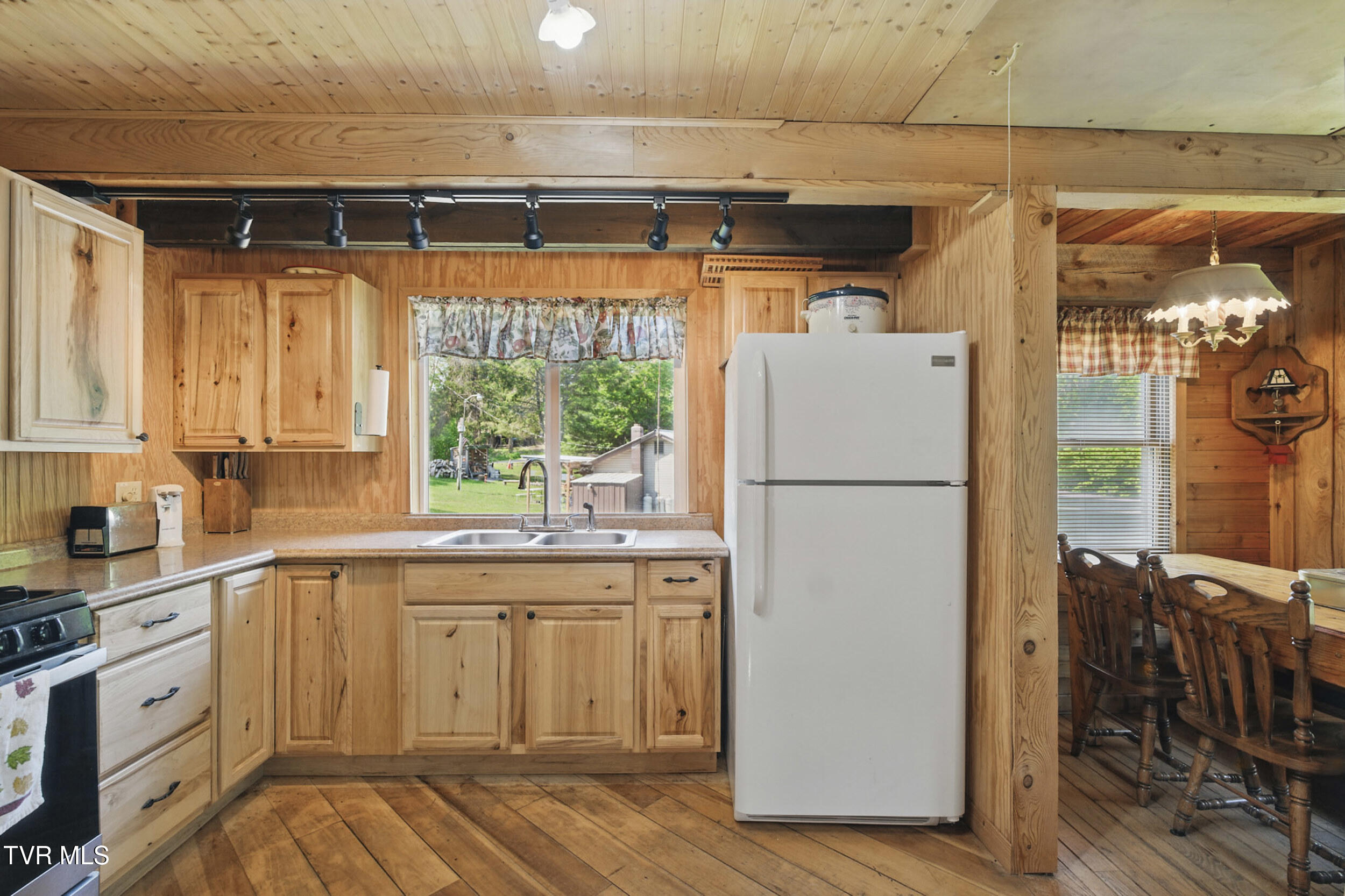 4406 Sentry Road, Big Stone Gap, Virginia image 2