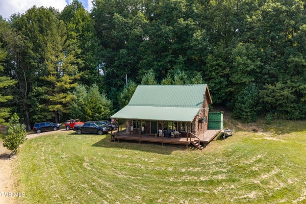 904 AVERY BRANCH RD, MOUNTAIN CITY, TN 37683 - Image de93a33c6d53f2aebe55f300eda6ae5d/1503940929