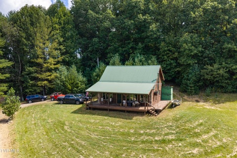 Photo of 899 Avery Branch Road, Mountain City, TN 37683 (MLS # 10001032)