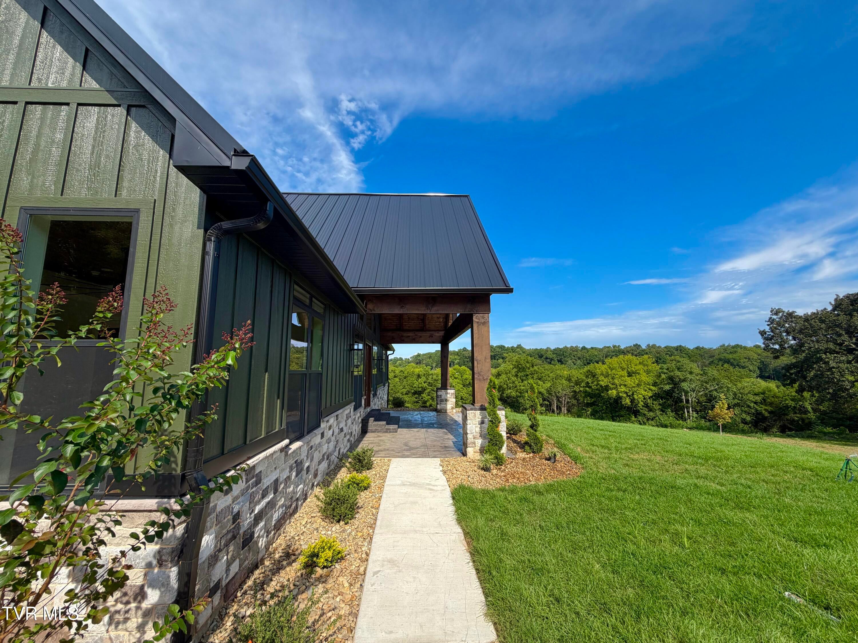 710 West Dumplin Valley Road