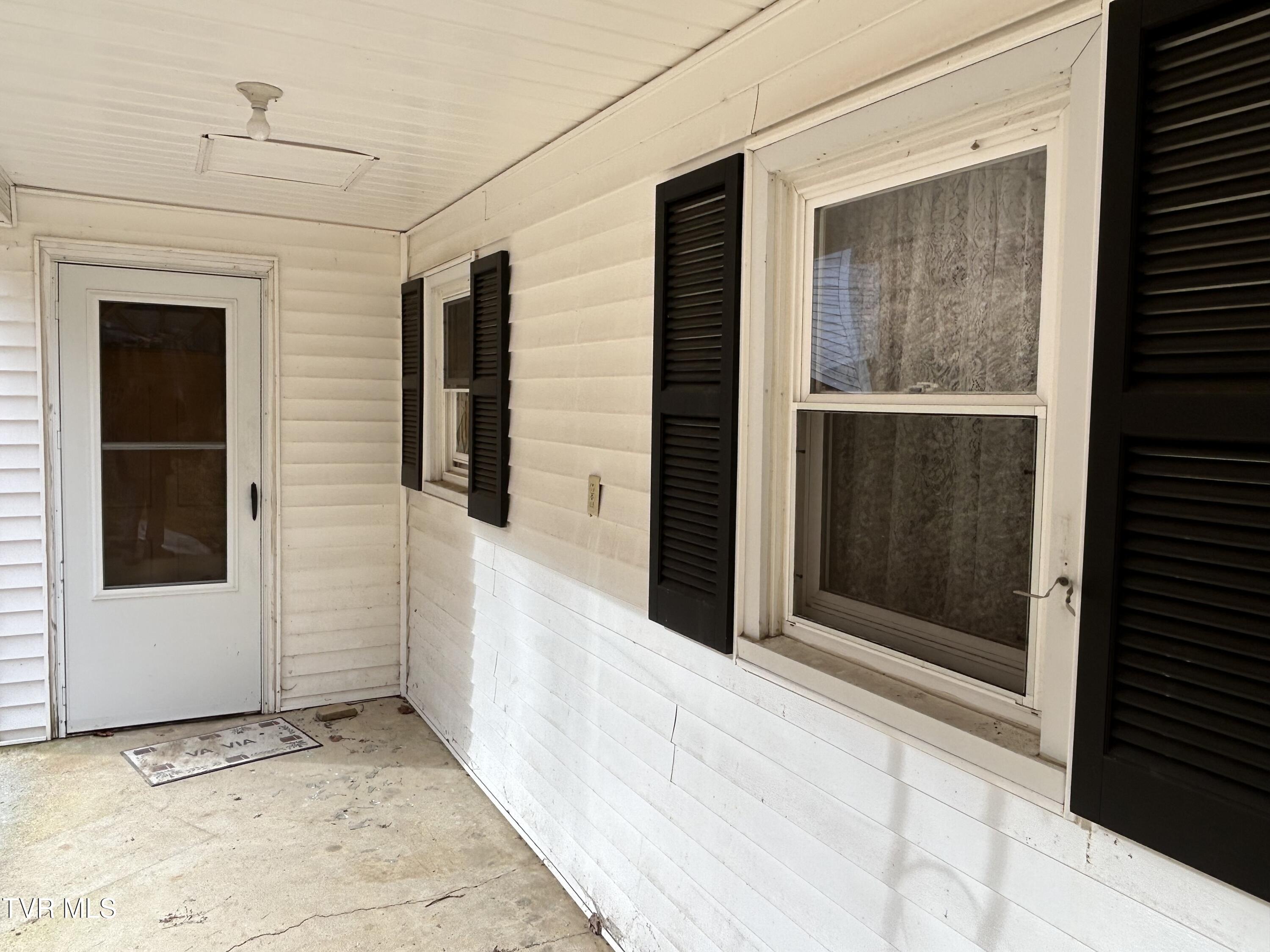 5750 North Fork Road, Pound, Virginia image 12