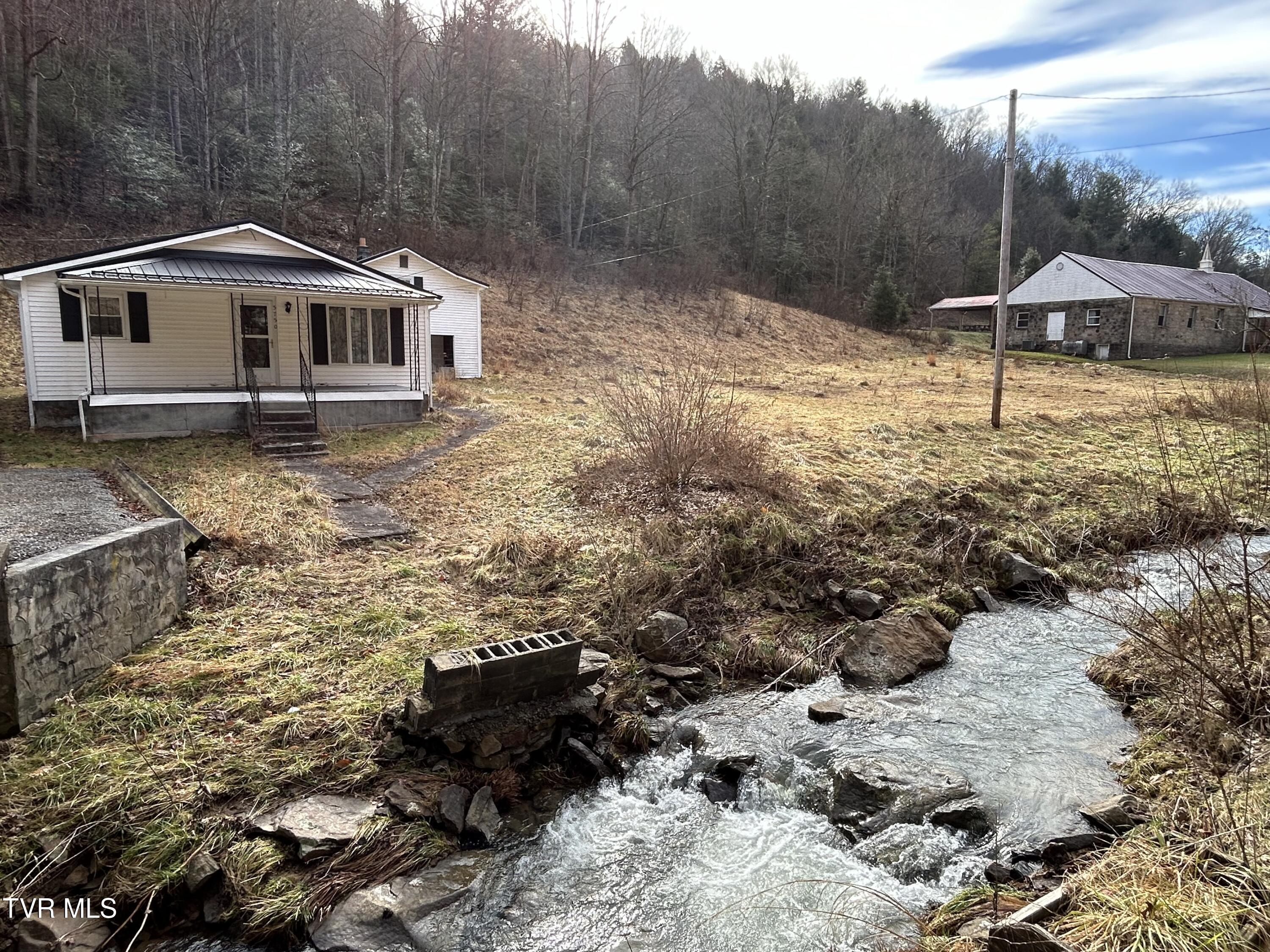 5750 North Fork Road, Pound, Virginia image 1