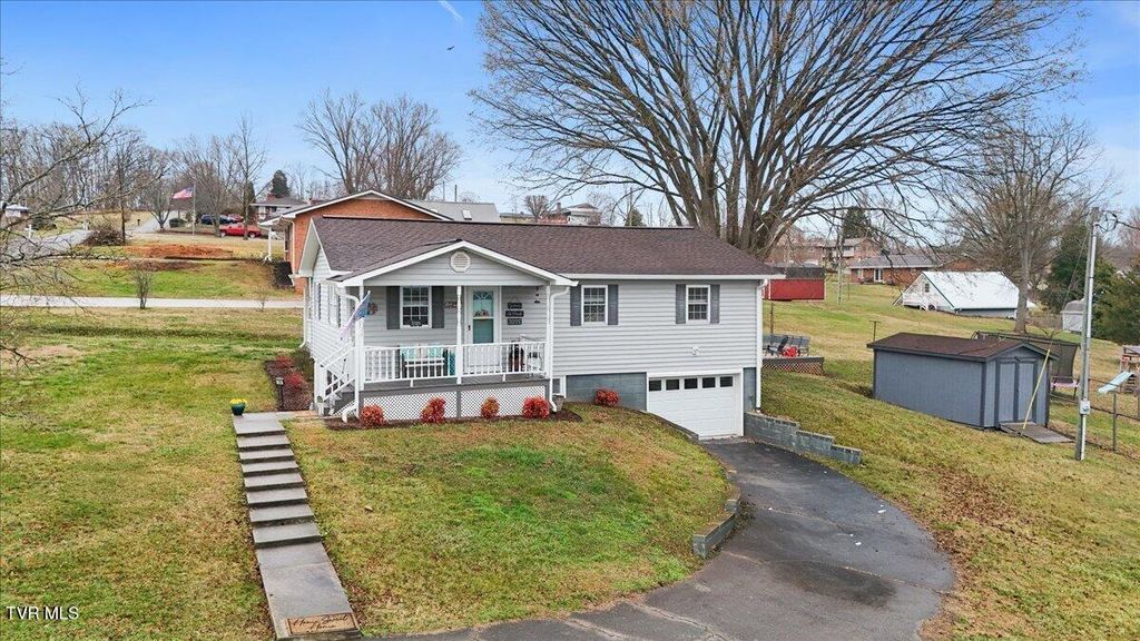 Photo of 308 Hunt Avenue, Church Hill, TN 37642 (MLS # 9991877)