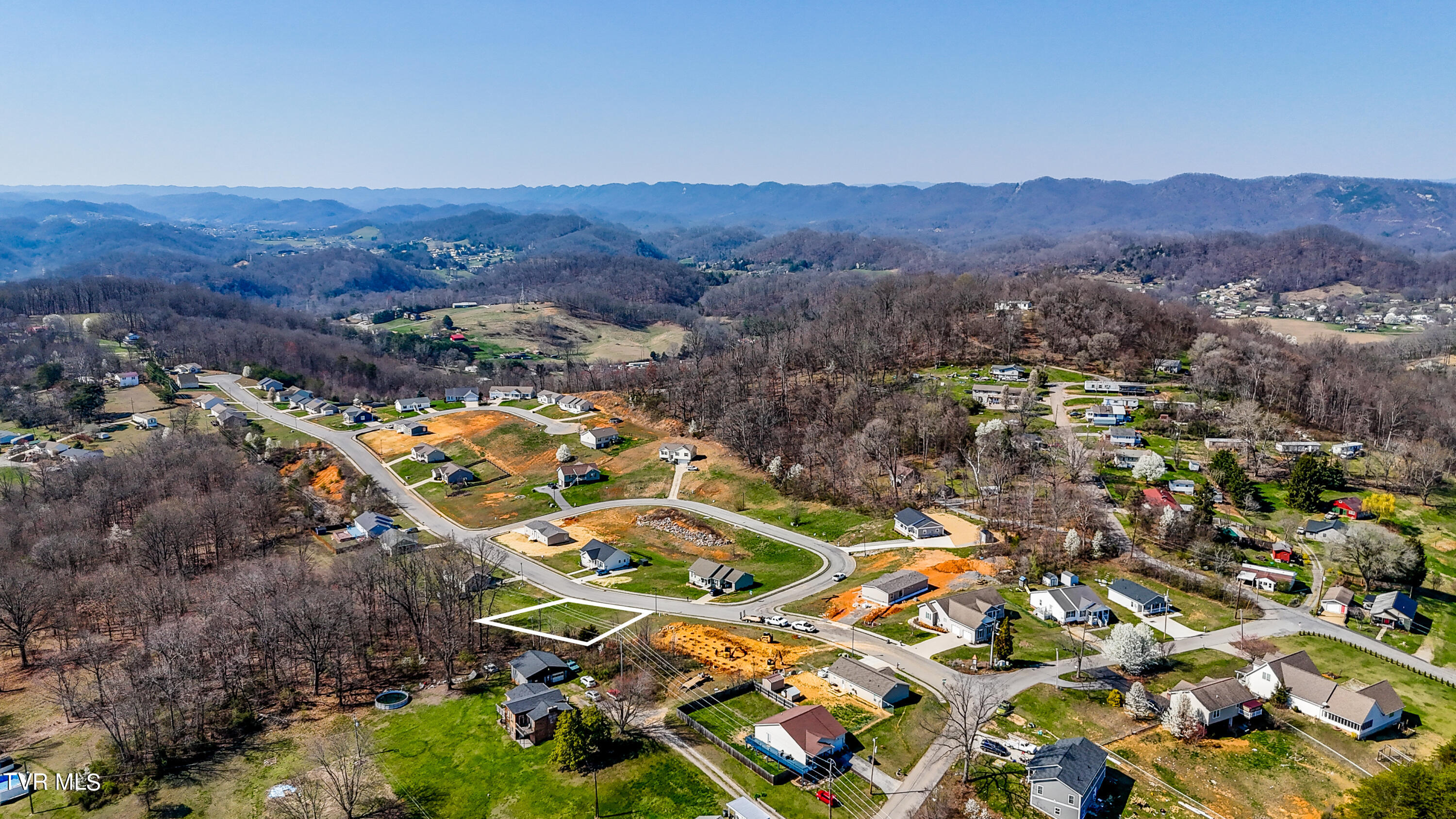 1414 Harmony Ridge Drive, Kingsport, Tennessee image 4