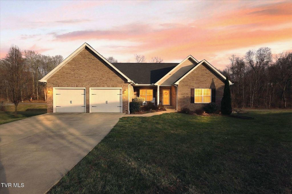 Photo of 512 Cameron Court, Jonesborough, TN 37659 (MLS # 9991902)