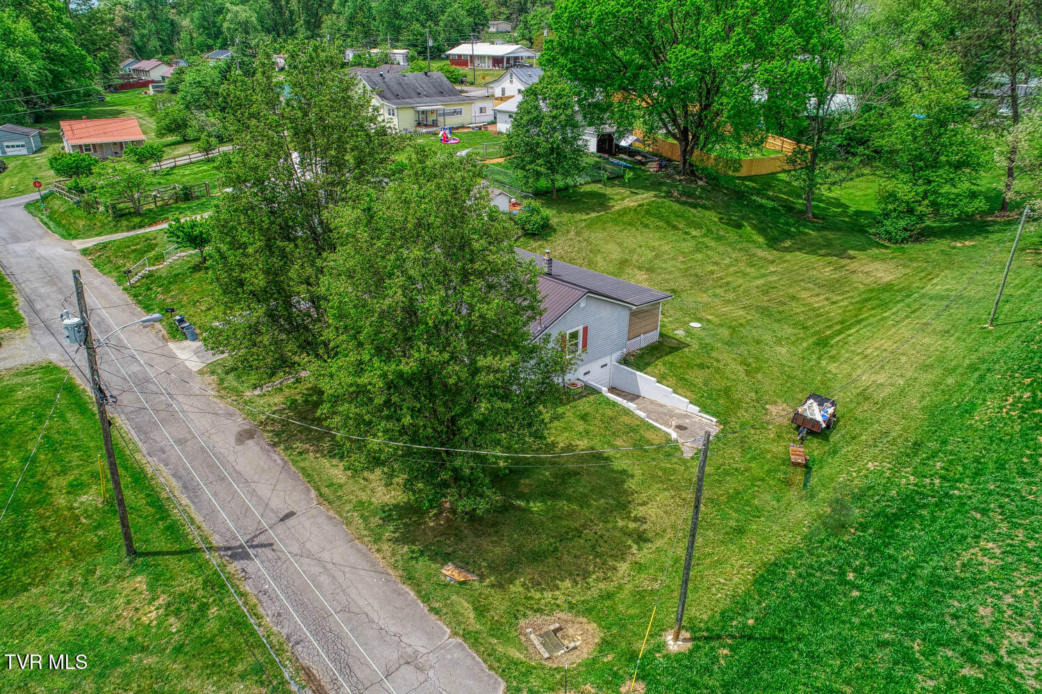 130 Pine Street, Surgoinsville, Tennessee image 17