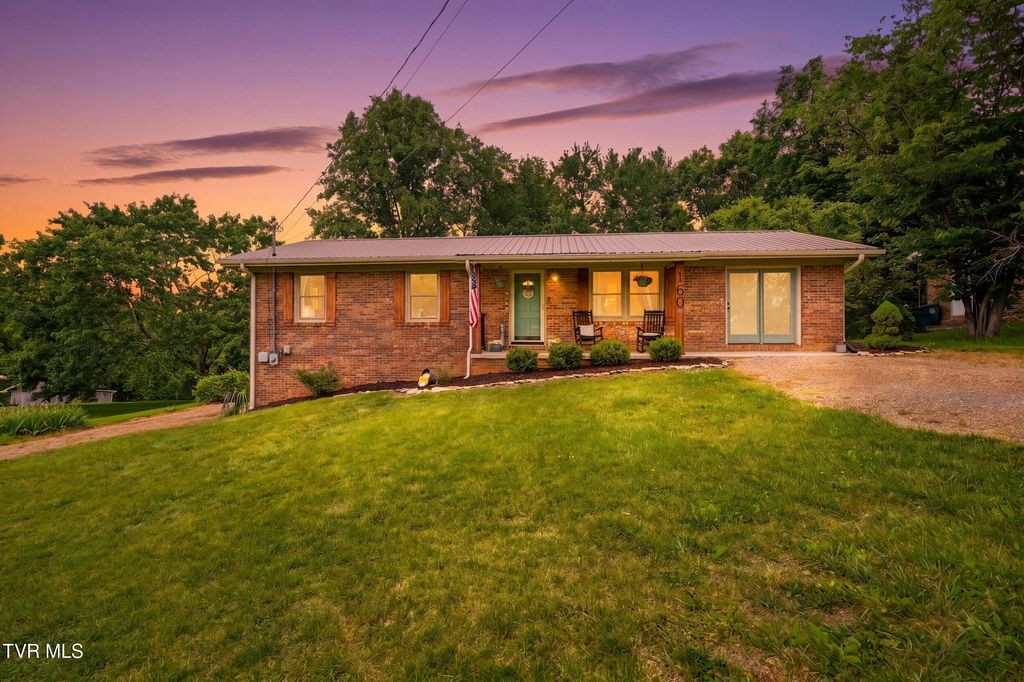 Photo of 160 Roy Phillips Road, Jonesborough, TN 37659 (MLS # 9995257)