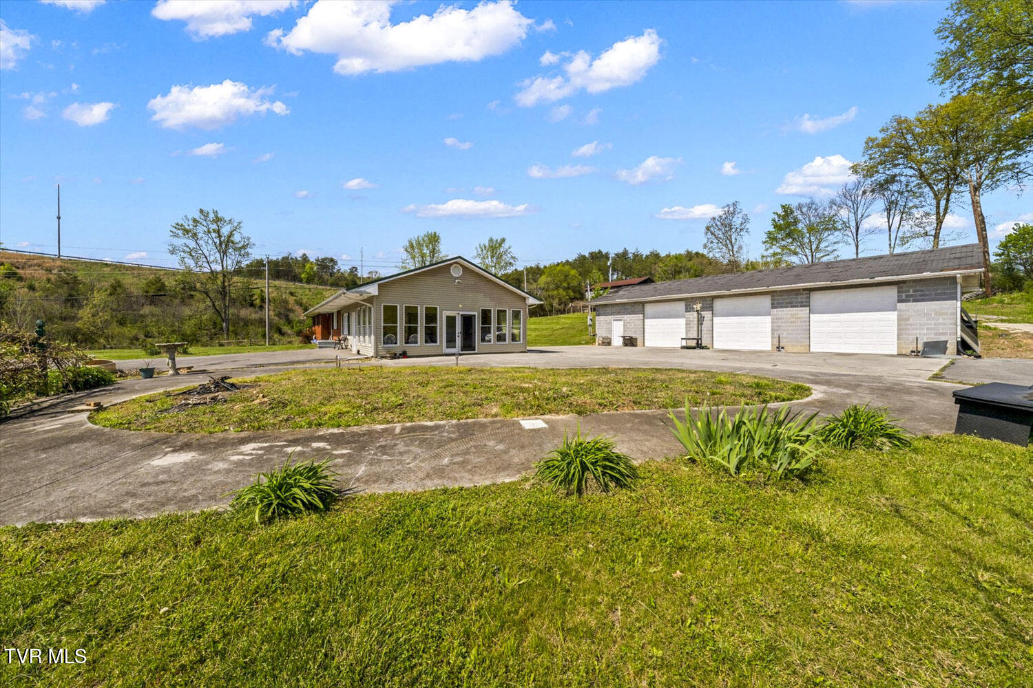 3109 Old Highway 411, Dandridge, Tennessee image 3