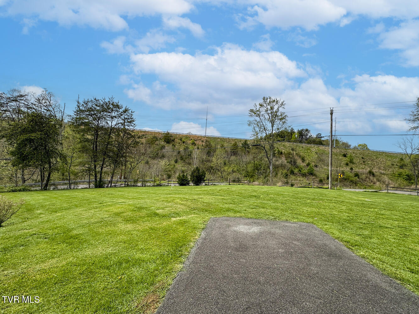 3109 Old Highway 411, Dandridge, Tennessee image 8