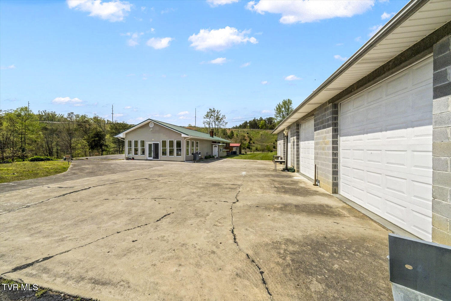 3109 Old Highway 411, Dandridge, Tennessee image 21