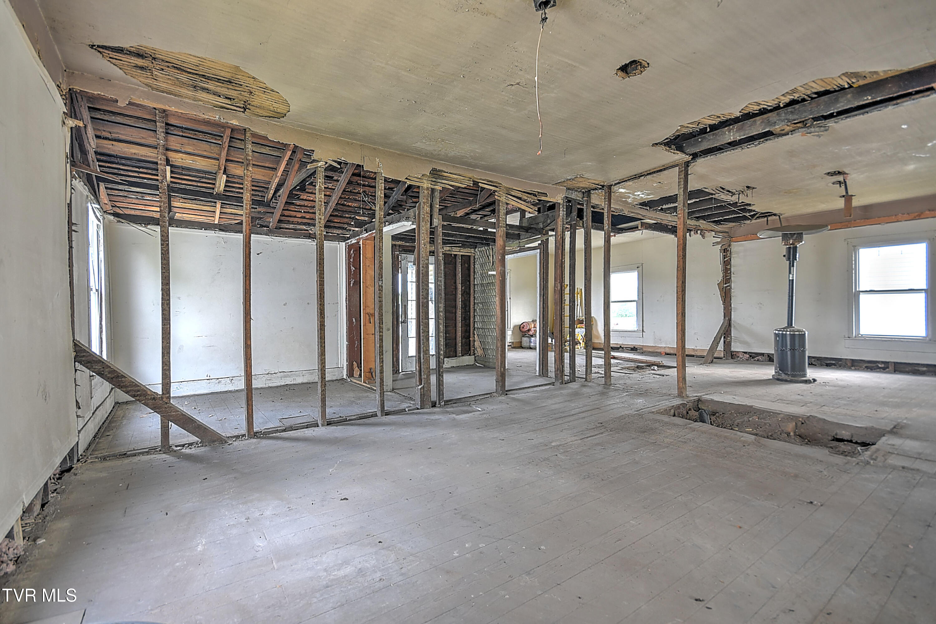 1015 Massachusetts Avenue, Bristol, Virginia image 9