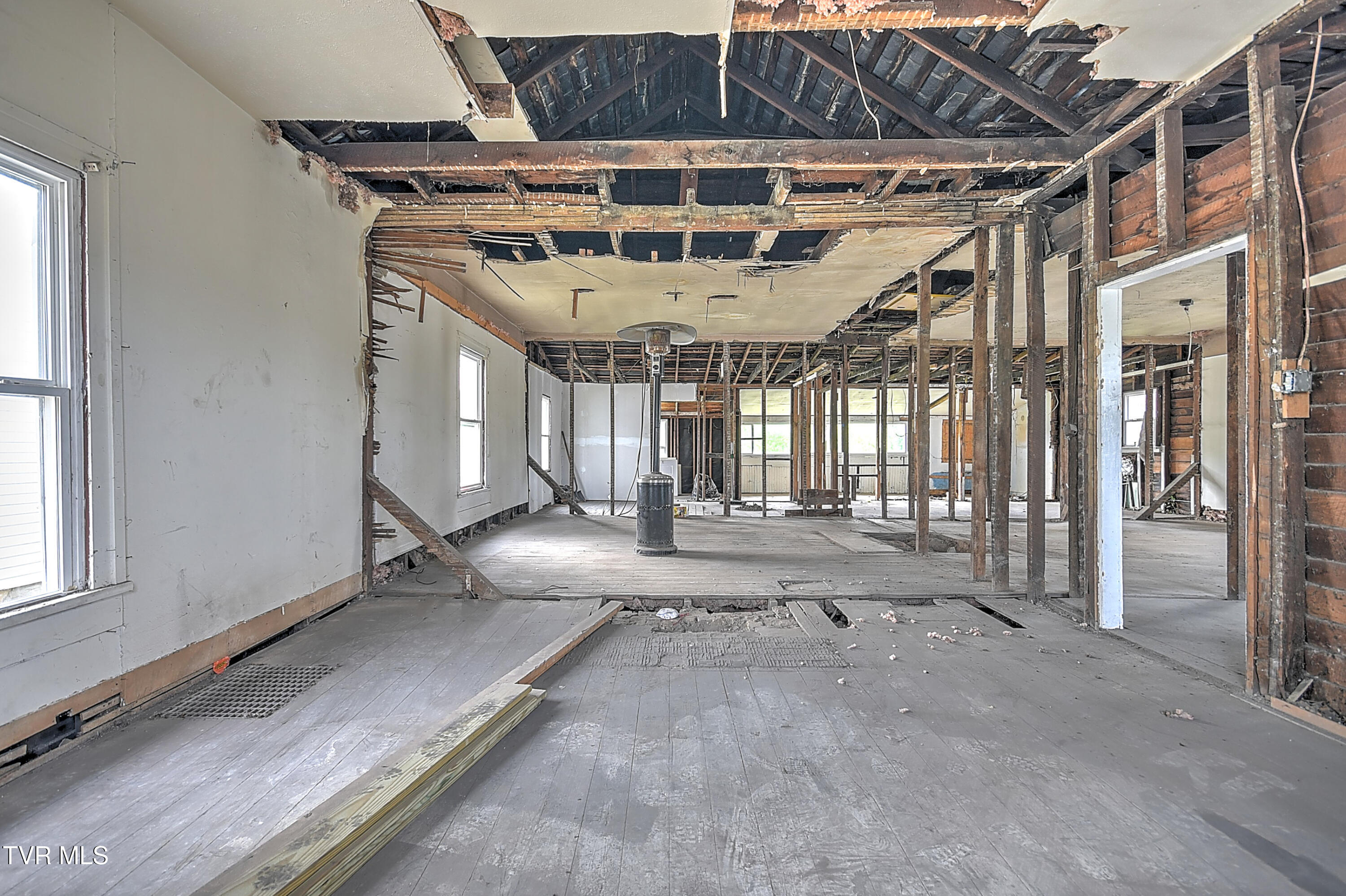 1015 Massachusetts Avenue, Bristol, Virginia image 14