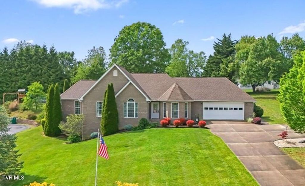 Photo of 32582 Spring Crest Drive, Glade Spring, VA 24340 (MLS # 9994736)