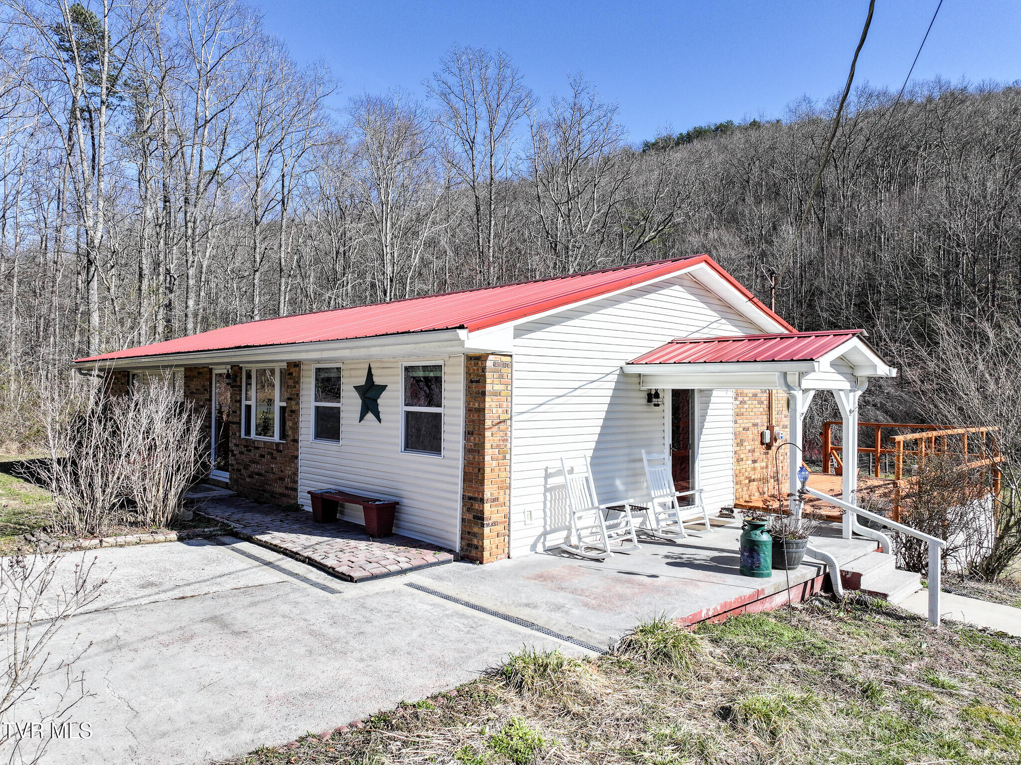 314 Cave Springs Road, Rogersville, Tennessee image 3