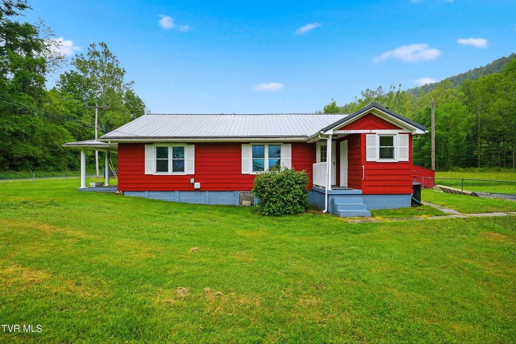 Photo of 1515 Crackers Neck Road, Big Stone Gap, VA 24219 (MLS # 9994774)