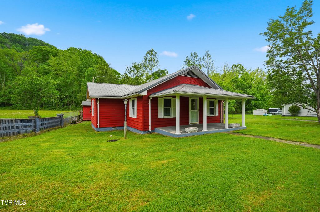 Photo of 1515 Crackers Neck Road, Big Stone Gap, VA 24219 (MLS # 9994774)