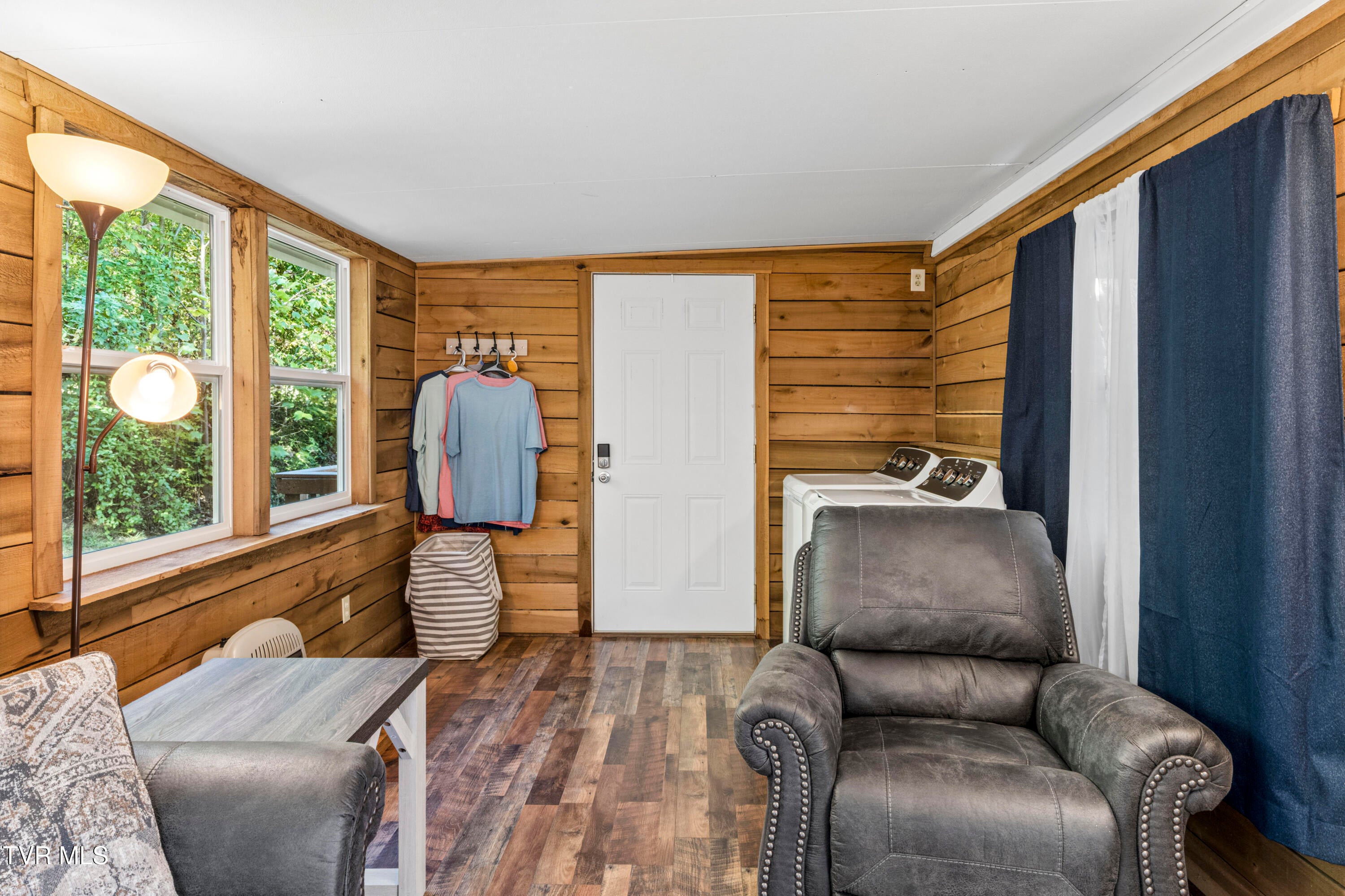 121 Furnace Hill Court