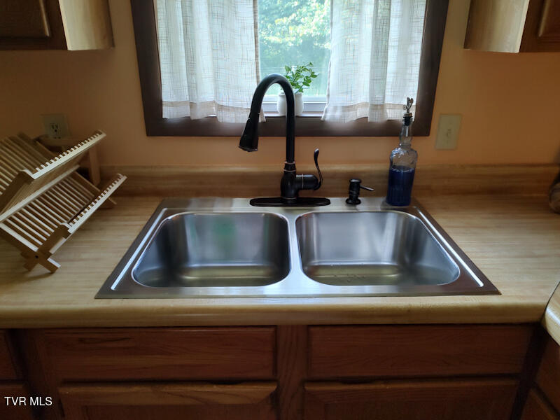 3742 Beech Grove Road, Jonesville, Virginia image 20