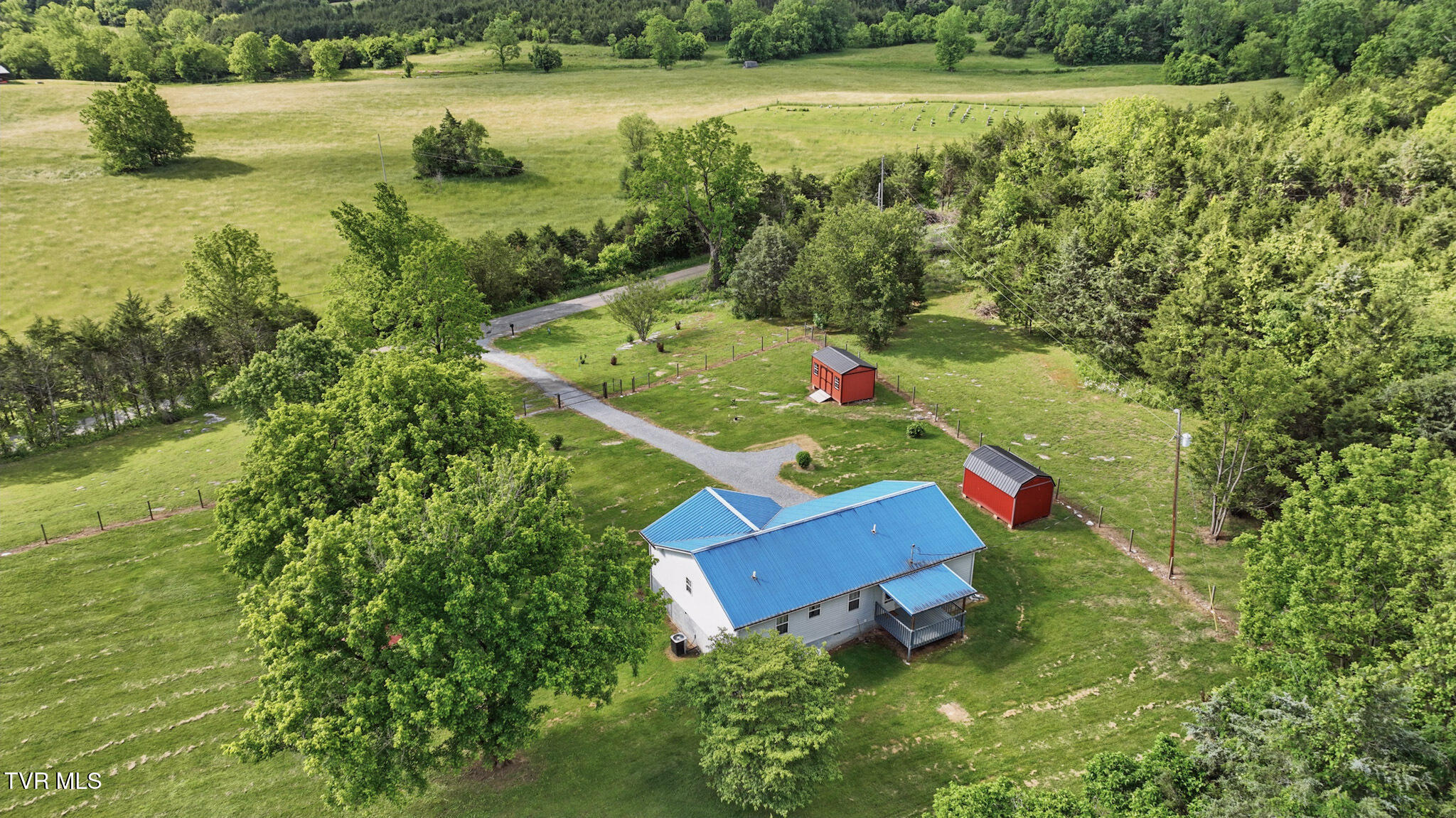 3742 Beech Grove Road, Jonesville, Virginia image 2