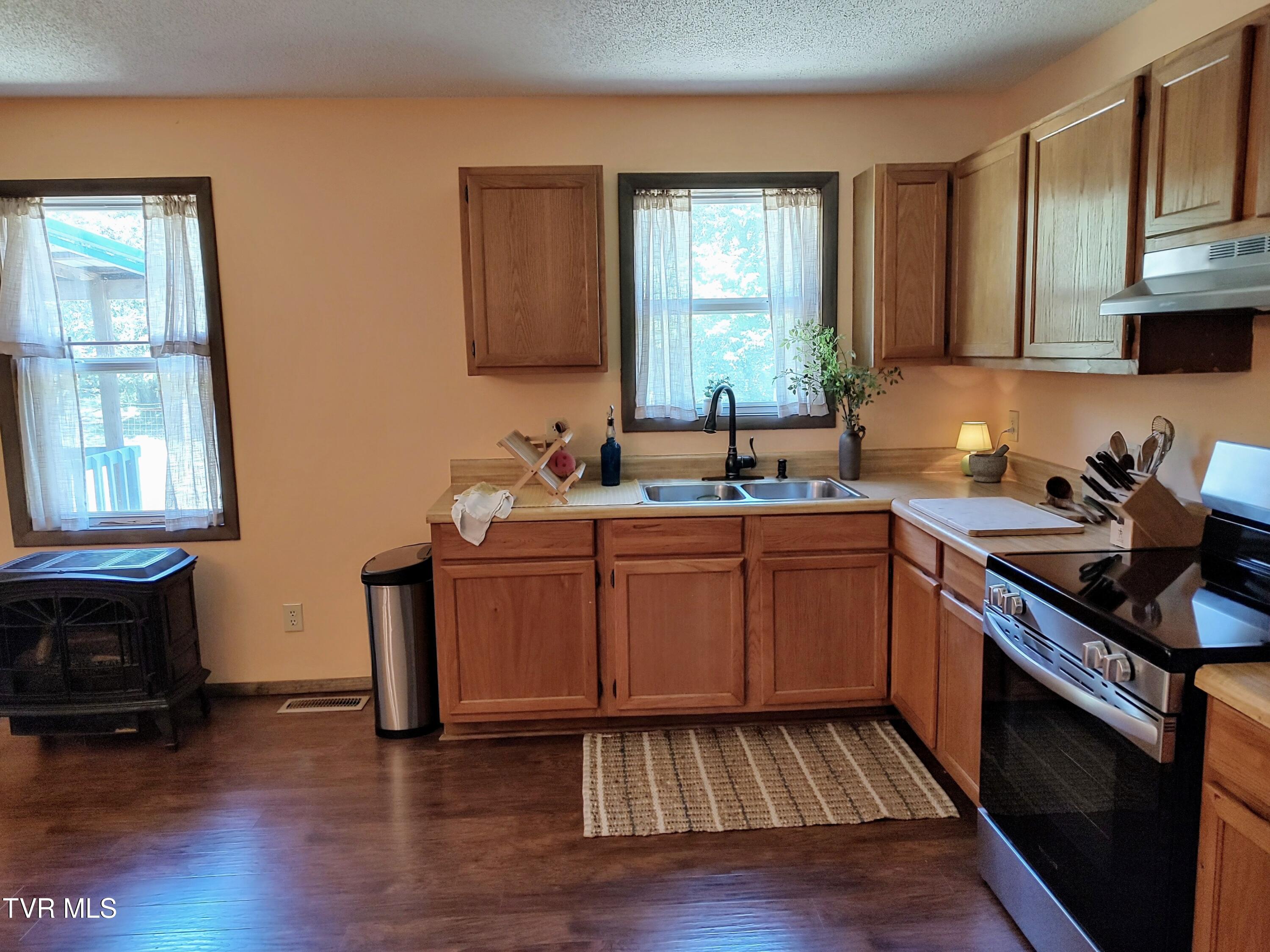 3742 Beech Grove Road, Jonesville, Virginia image 13