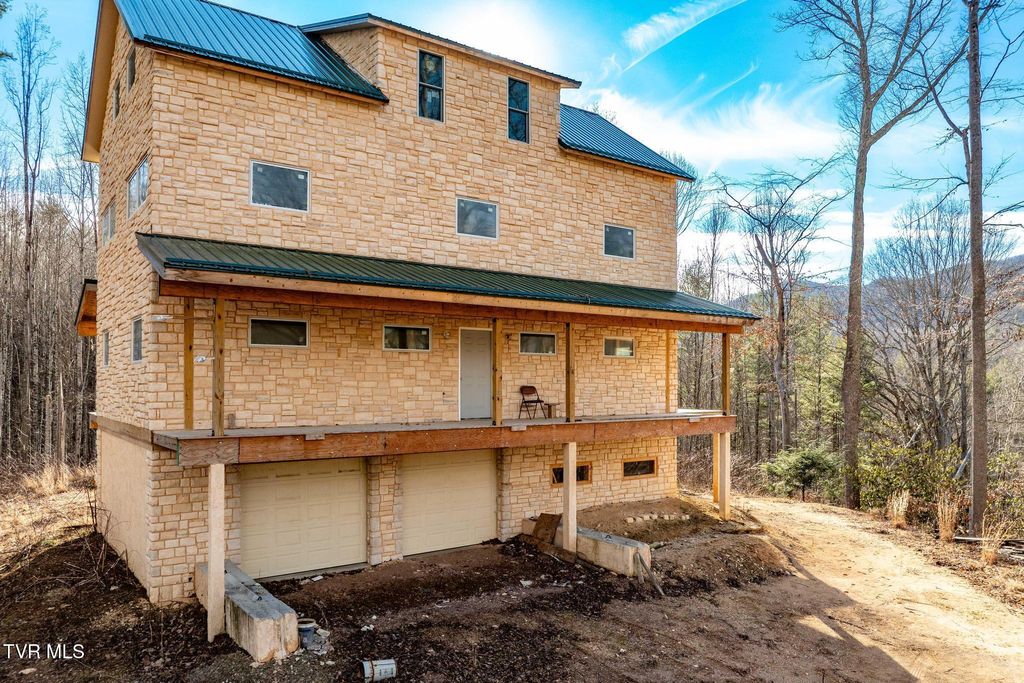 Photo of 324 Allen Snyder Road, Trade, TN 37691 (MLS # 9989610)