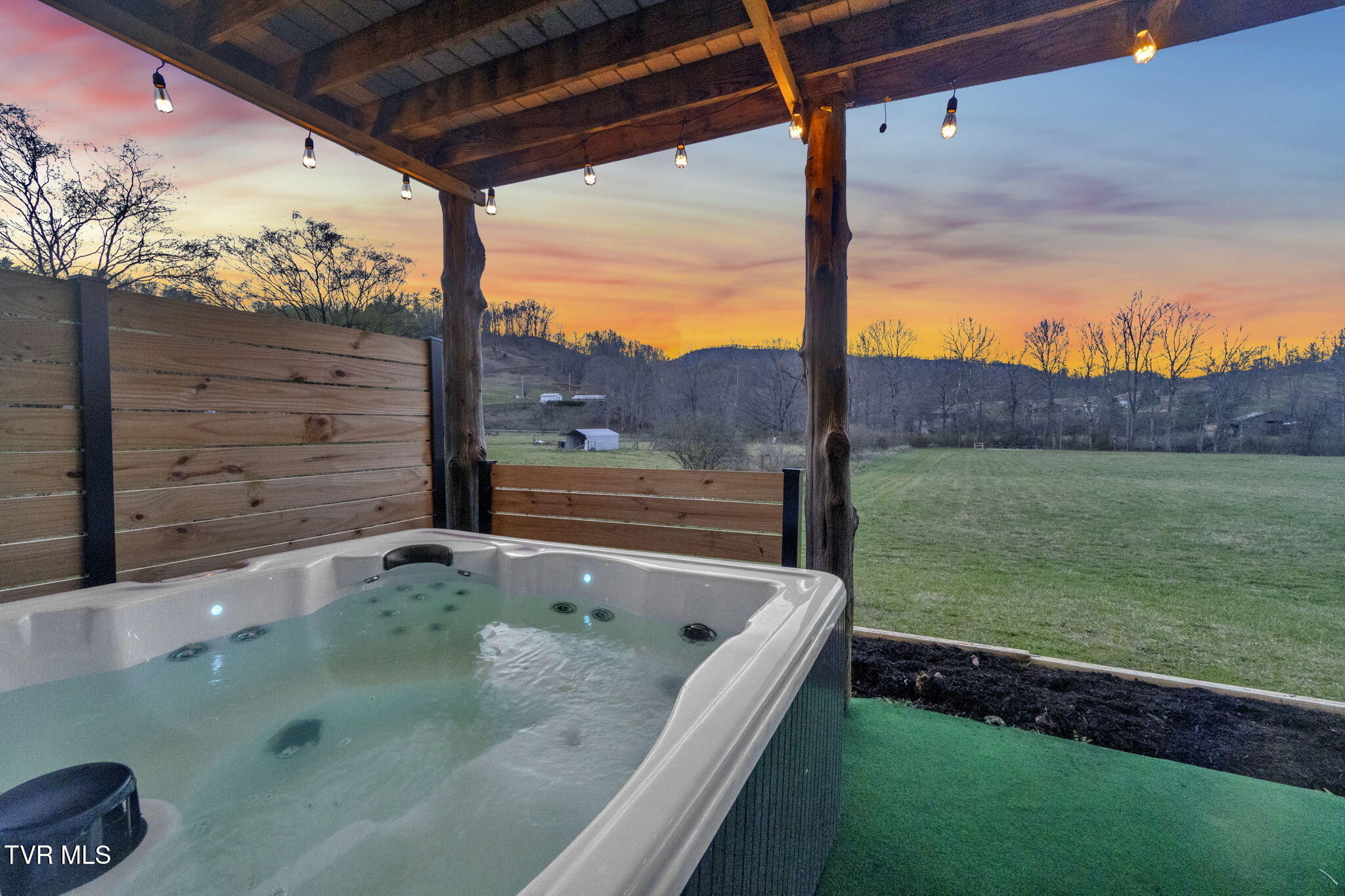 136 Beecher Holtsclaw Road, Roan Mountain, Tennessee image 31