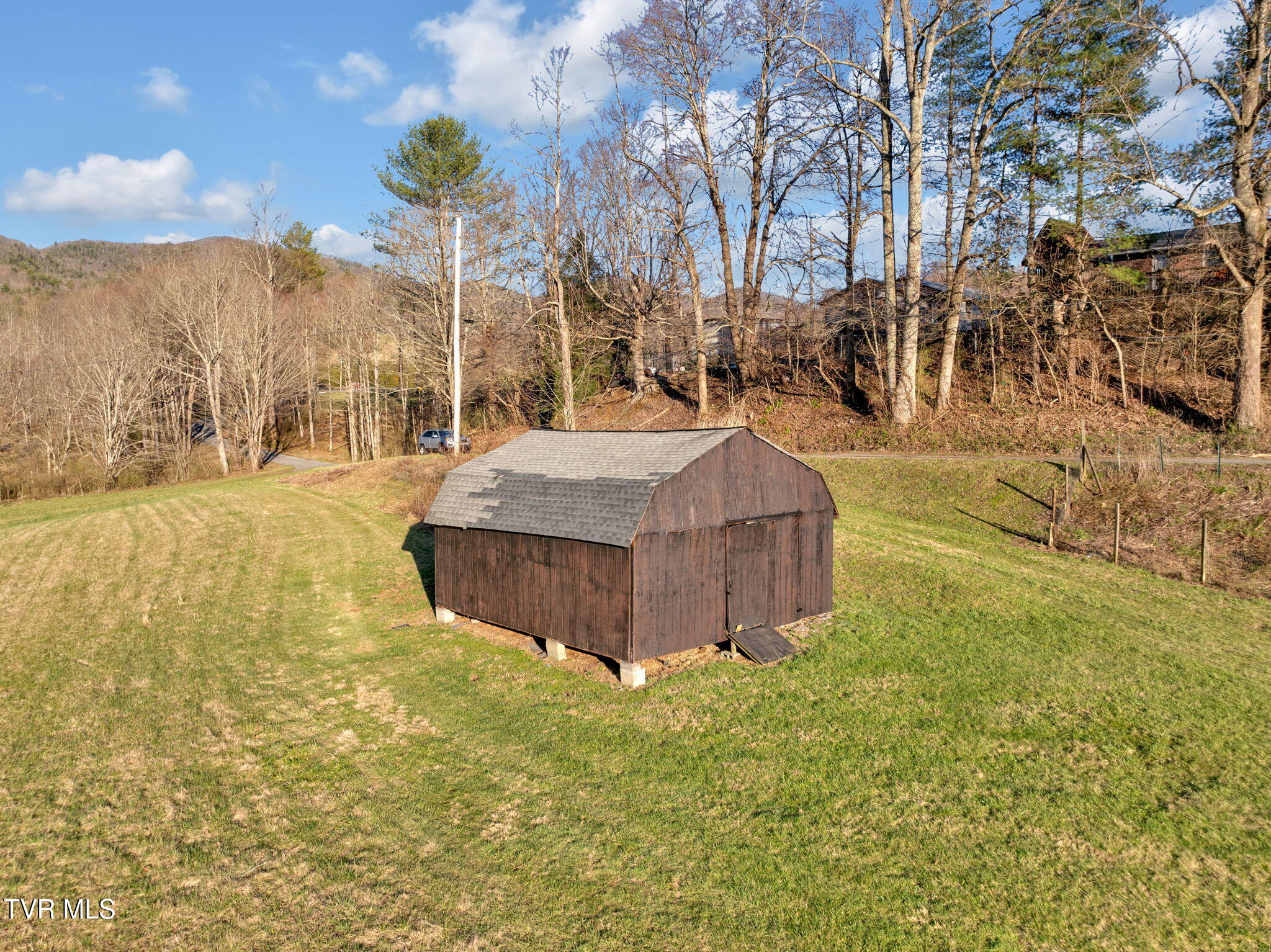 136 Beecher Holtsclaw Road, Roan Mountain, Tennessee image 38