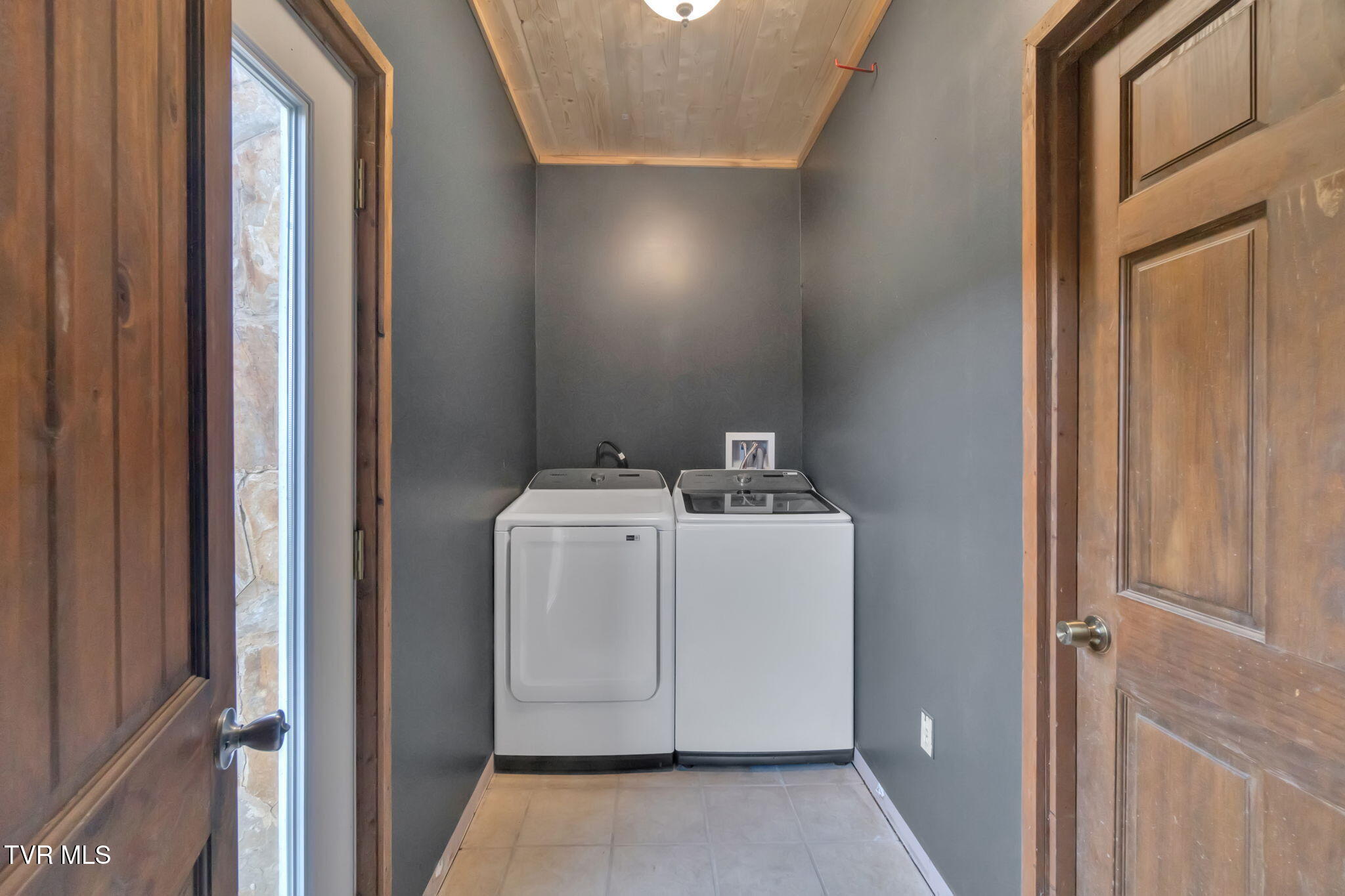 136 Beecher Holtsclaw Road, Roan Mountain, Tennessee image 12