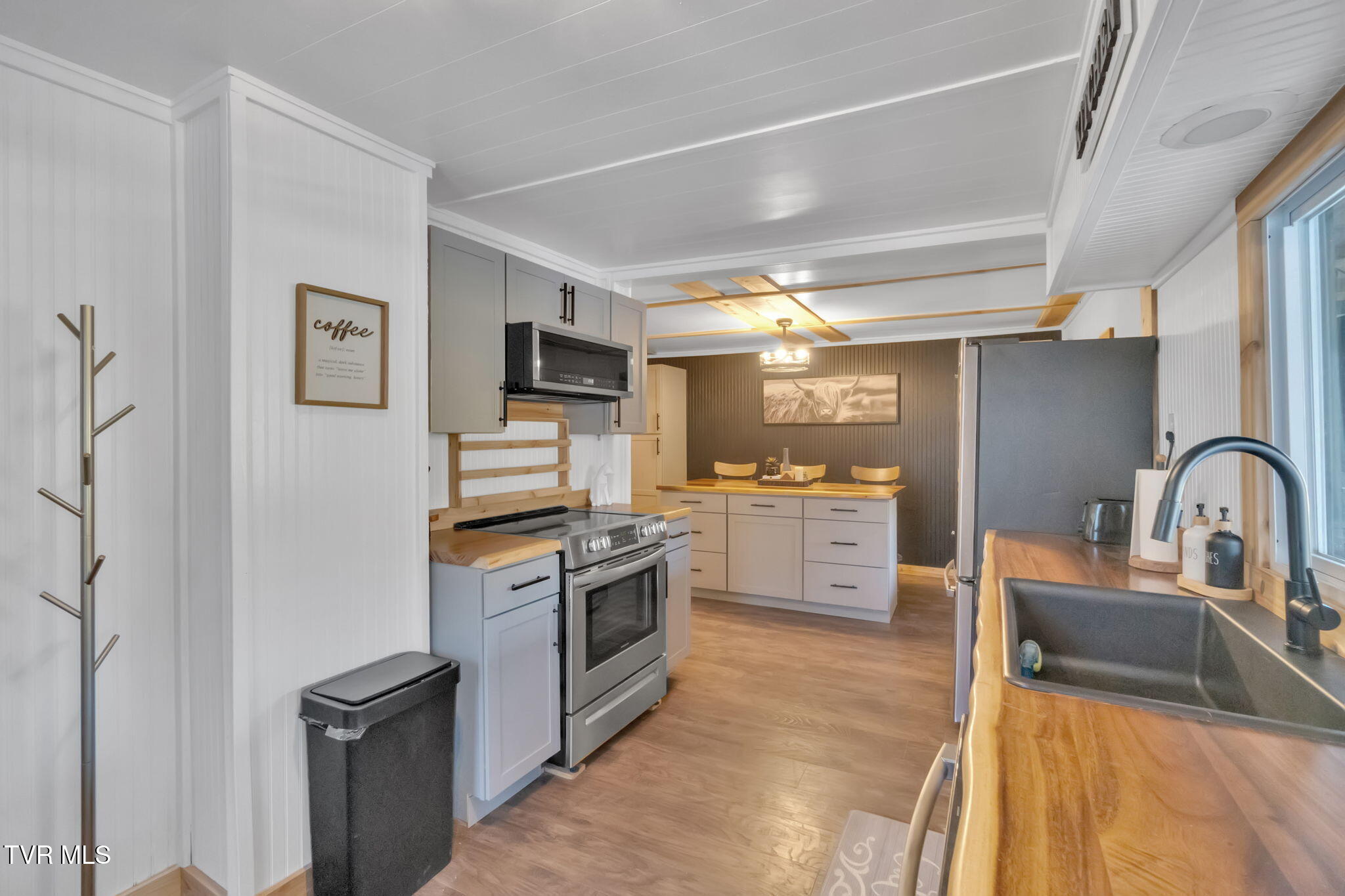 136 Beecher Holtsclaw Road, Roan Mountain, Tennessee image 8