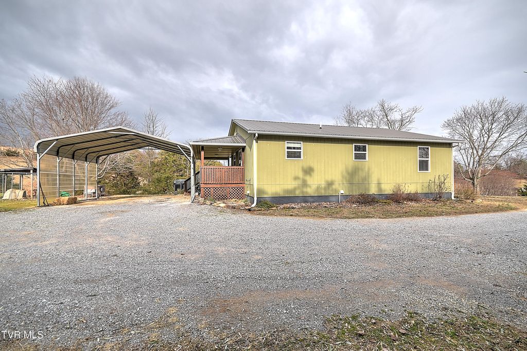 Photo of 1965 Whitehouse Road, Greeneville, TN 37745 (MLS # 9990203)
