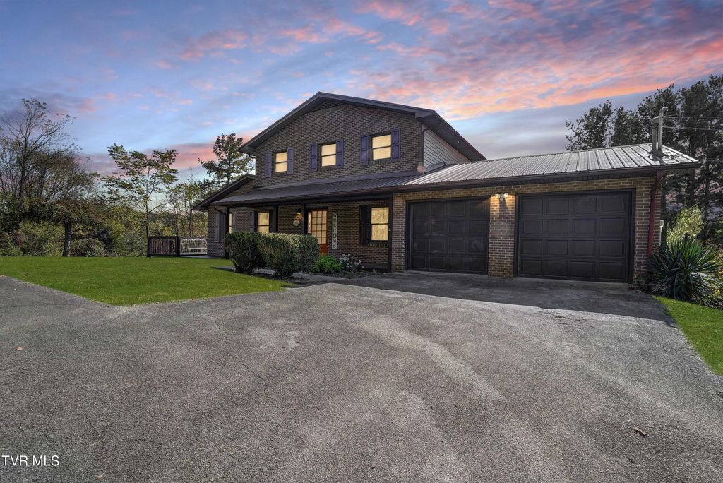 Photo of 1604 Boones Creek Road, Jonesborough, TN 37659 (MLS # 9990559)