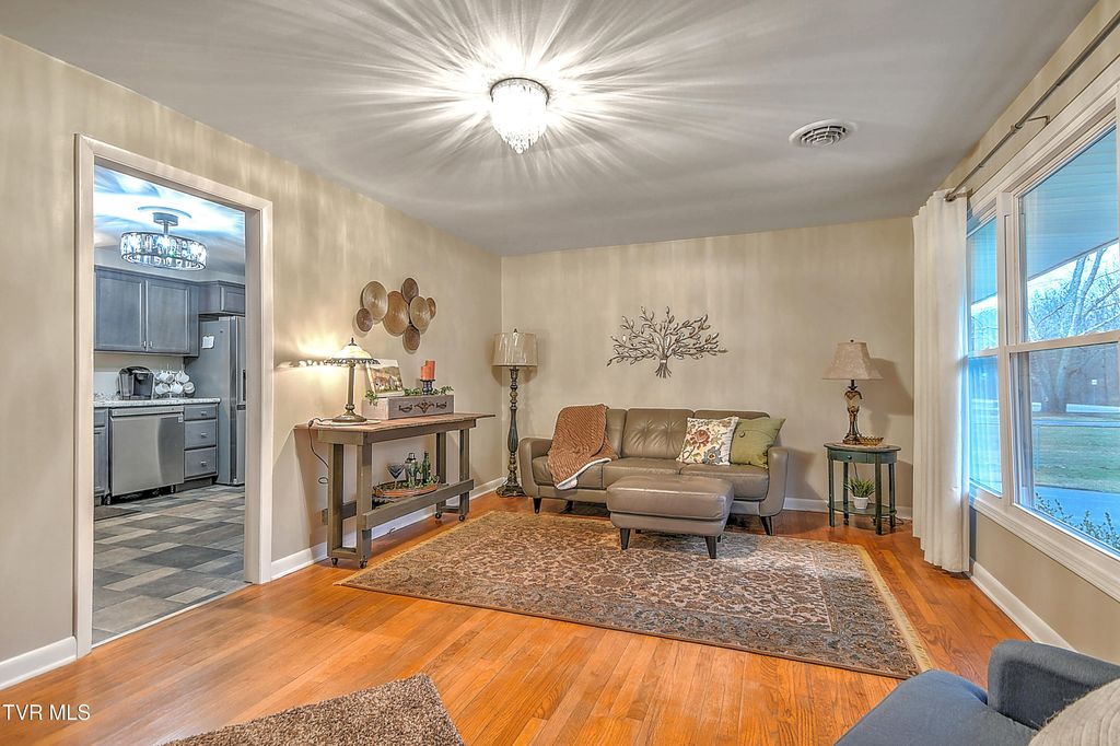 Photo of 2706 Shelby Street, Bristol, TN 37620 (MLS # 9990982)