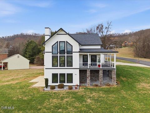 Homes For Sale - 5017 Serenity Drive<br/> Mooresburg, TN 37811