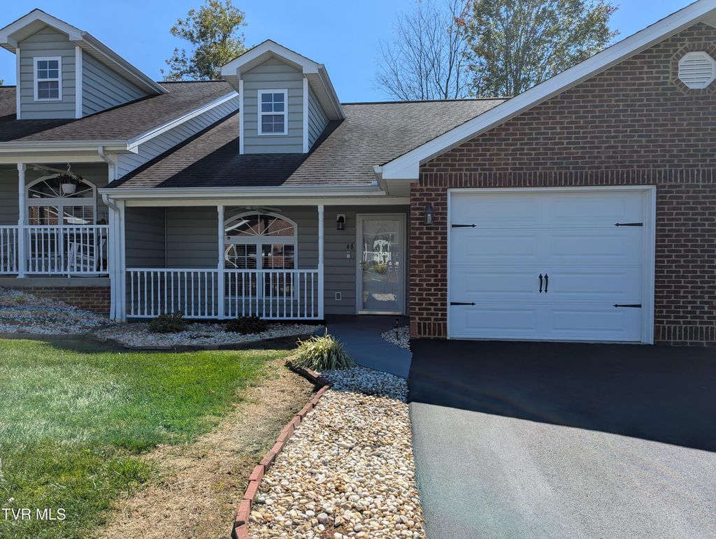 Photo of 48 Sagewood Court #48, Jonesborough, TN 37659 (MLS # 9985821)