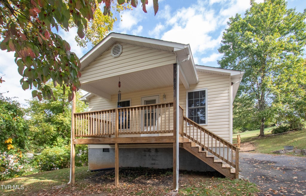 Photo of 765 Page Street, Bristol, VA 24201 (MLS # 10002185)